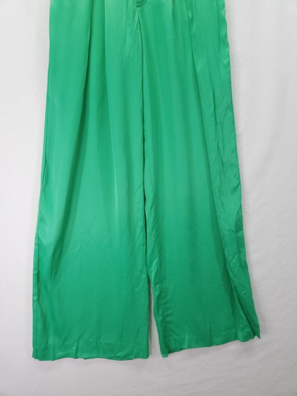 Zara Womens Pants Size XS (26x33) Green Satin Wide Leg Pleated Flowy Palazzo - Picture 4 of 16